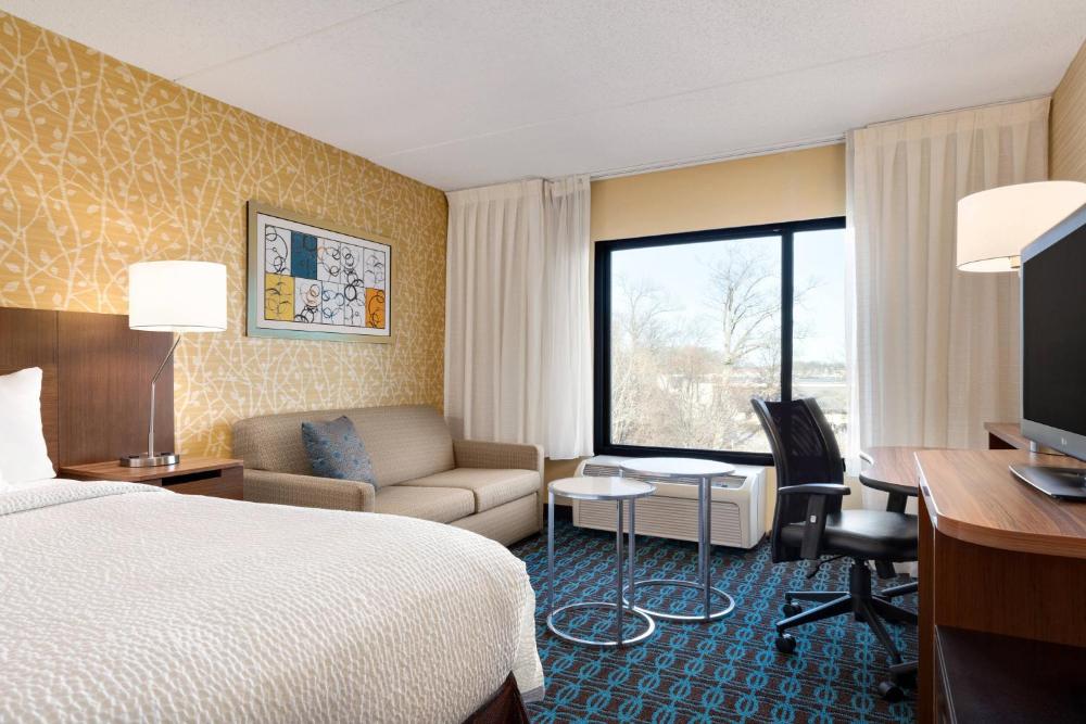 King Room with Sofa Bed interior